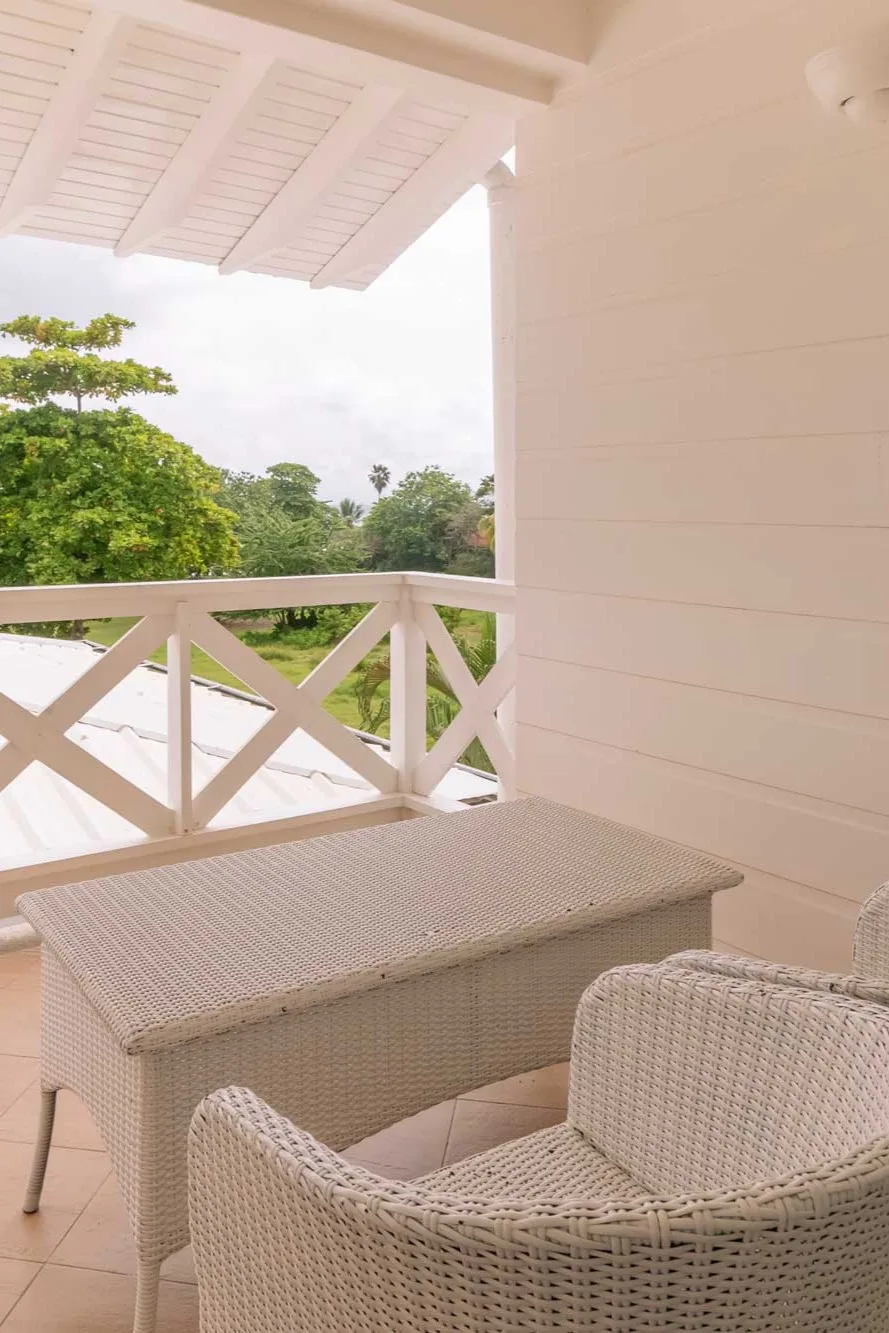 Deluxe 2 Queen with Balcony Partial Ocean View – photo 4