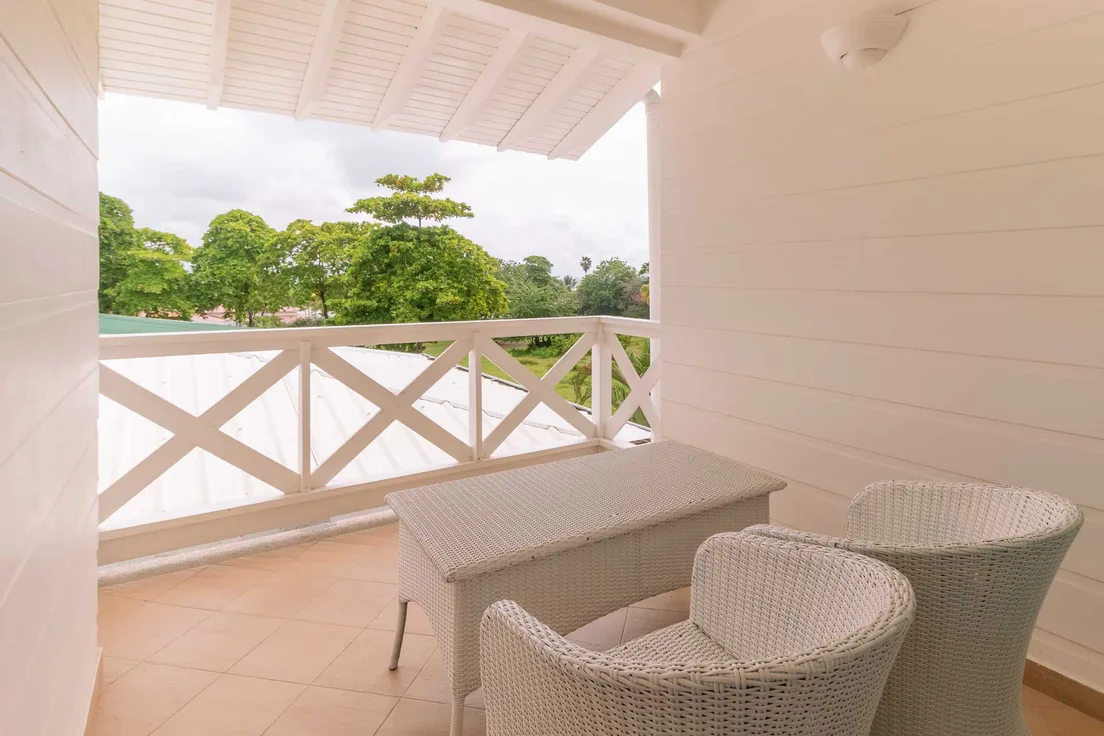 Deluxe 2 Queen with Balcony Ocean Side of Hotel – photo 4